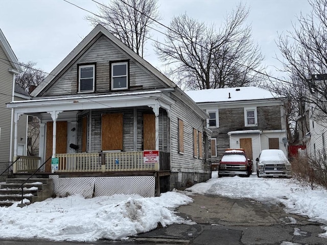 view of front of property with a porch