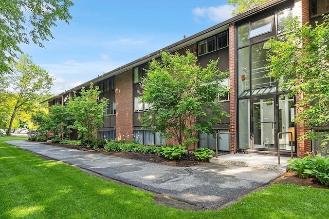 7 Longwood Dr Unit 212, Andover, MA 01810 - view of building exterior