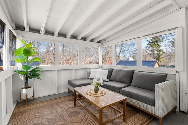 sunroom / solarium with vaulted ceiling