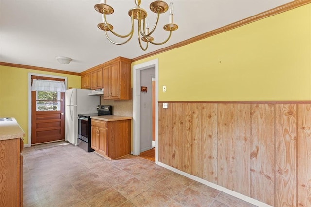 133 Allen Rd, Easton, MA 02356 - kitchen with electric stove, under cabinet range hood, a chandelier, light countertops, and crown molding
