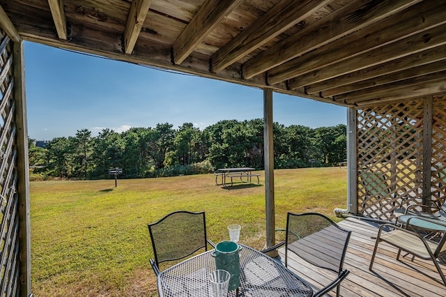 exterior space featuring a yard