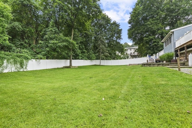 2 Putnam Ln, Auburn, MA 01501 - view of yard