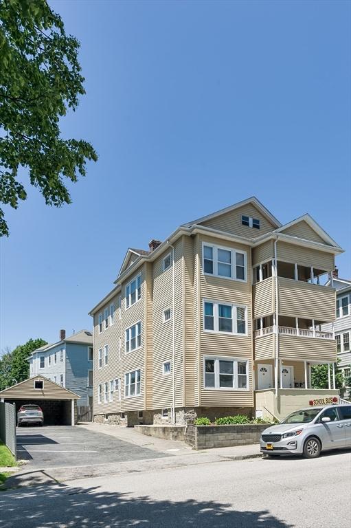 30-32 Loxwood St, Worcester, MA 01604 - view of building exterior
