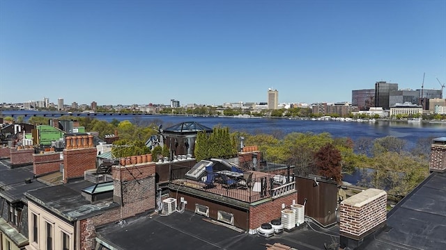 water view with a view of city