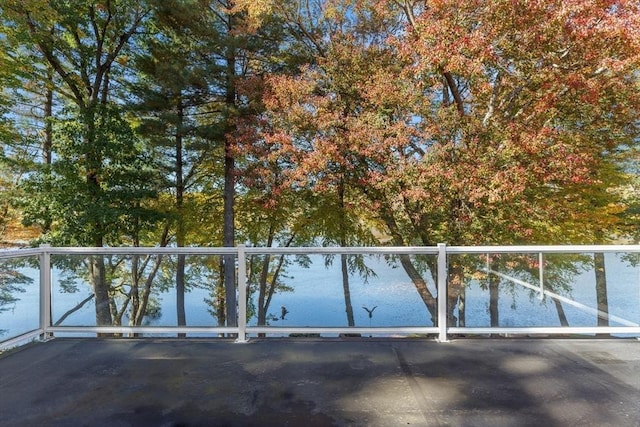 9 Twig Rush Ln, West Newbury, MA 01985 - balcony with a water view