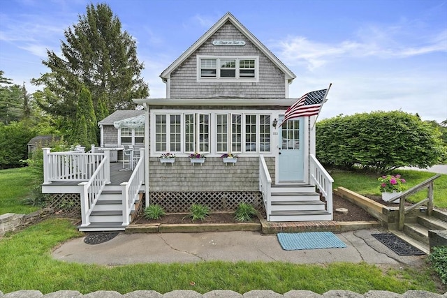 323 N Main St, Cohasset, MA 02025 - back of property with a deck
