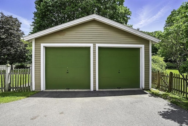247 S St, Wrentham, MA 02093 - view of detached garage