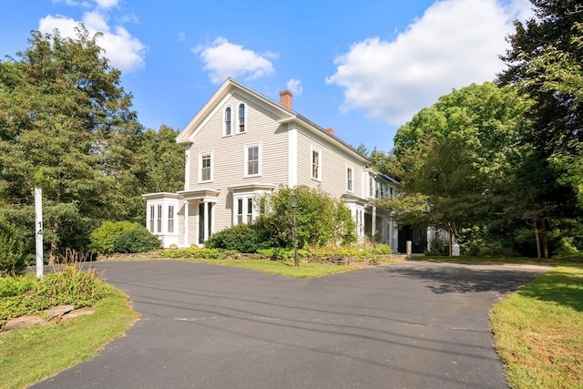 view of home's exterior