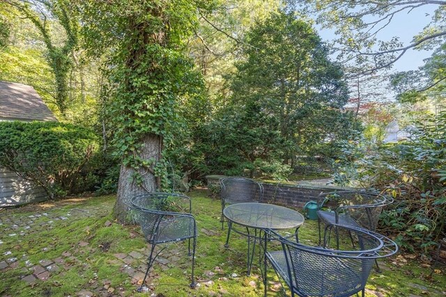 72 Hathaway Rd, Barnstable, MA 02655