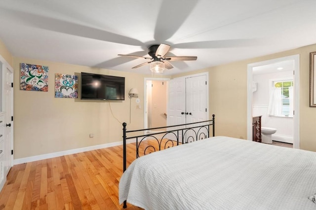 21 Autumn Ln, Marion, MA 02738 - bedroom with light wood-style floors, a closet, baseboards, and ensuite bath