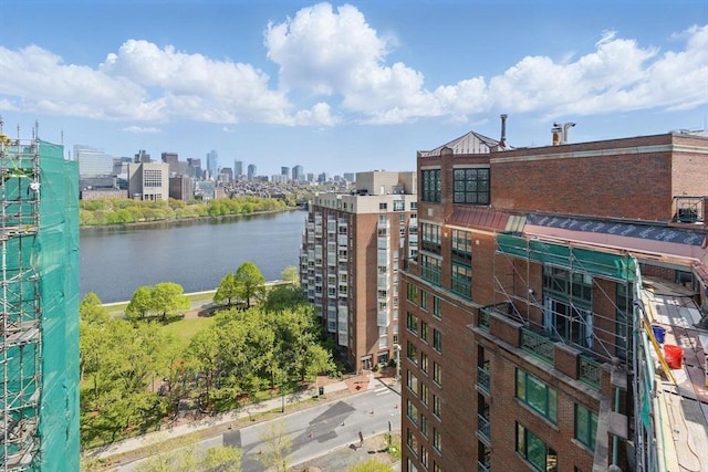 10 Rogers St Unit Ph19, Cambridge, MA 02142 - water view with a view of city