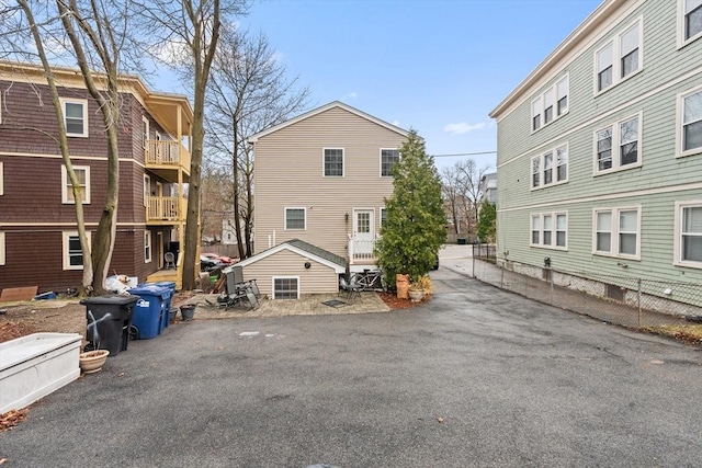 213-215 Florence St Unit 1, Boston, MA 02131 - view of asphalt driveway