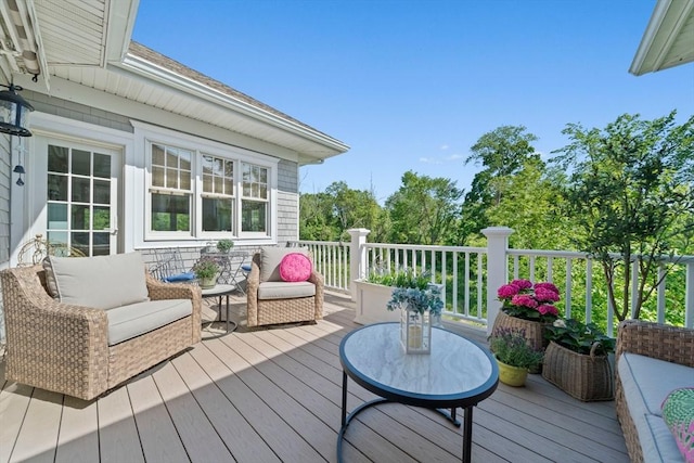 31 Chittenden Ln Unit 31, Cohasset, MA 02025 - view of wooden terrace