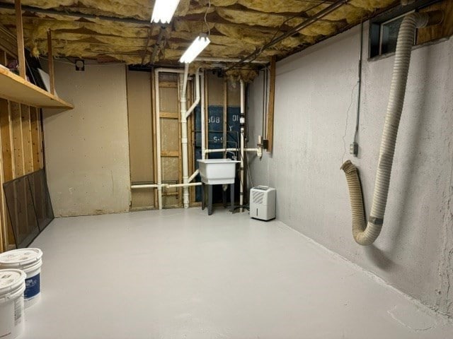 basement with sink