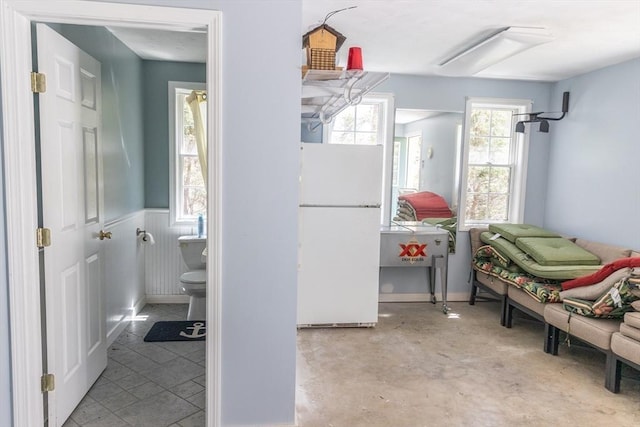 bathroom featuring toilet