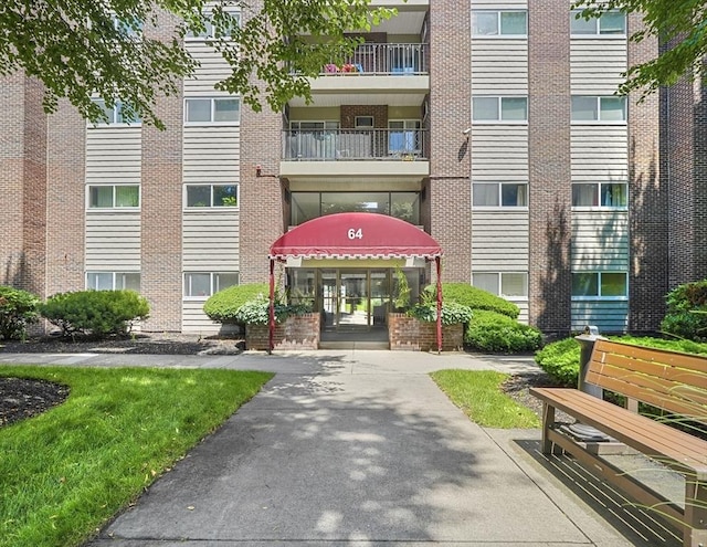 64 Main St Unit 25B, Stoneham, MA 02180 - view of apartment building / complex