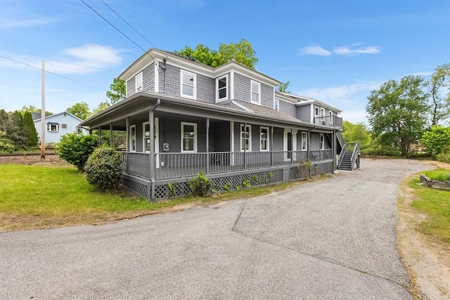 179 Rosemont St, Haverhill, MA 01830 - country-style home with covered porch