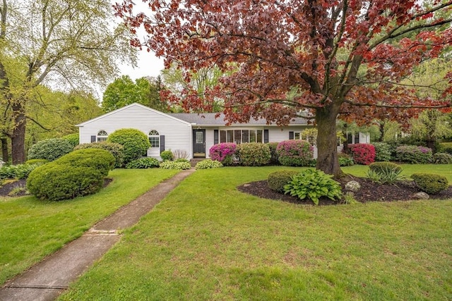 136 Butternut Hollow Rd, West Springfield, MA 01089 - ranch-style home featuring a front yard