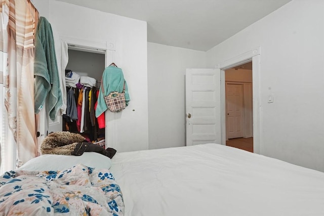 bedroom featuring a closet