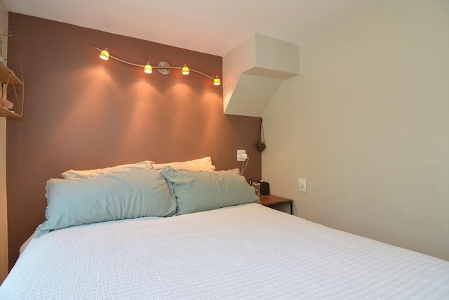 82 Circuit Ave, Weymouth, MA 02188 - view of bedroom
