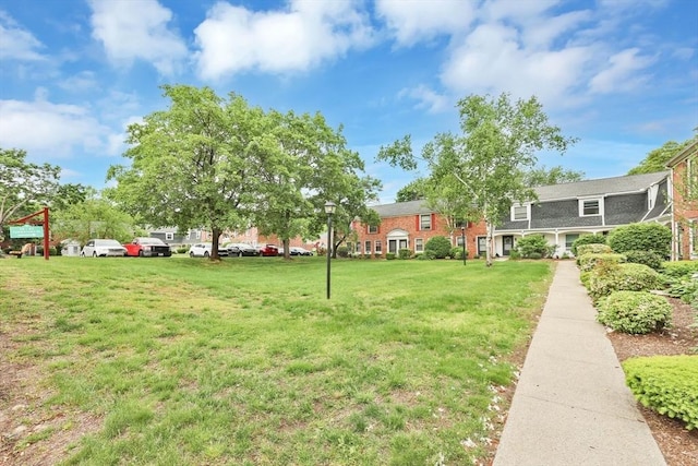 83 Jamestown Dr Unit 83, Springfield, MA 01108 - view of green lawn