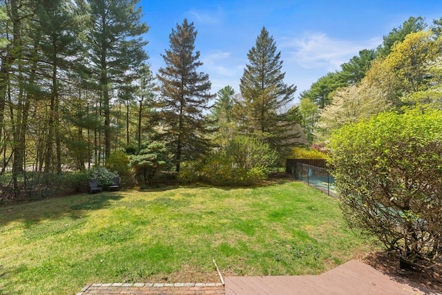 view of yard featuring fence