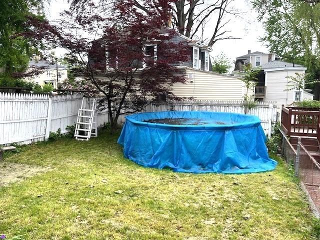129 3rd St, Lowell, MA 01850 - view of yard