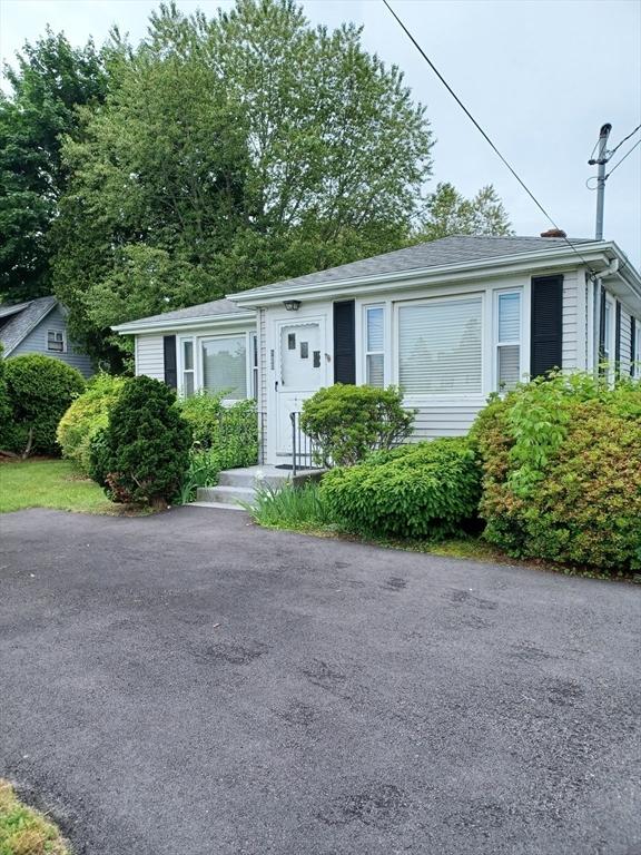822 N Eastern Ave, Fall River, MA 02720 - view of front of house