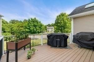 5 Comanche Cir Unit 5, Haverhill, MA 01835 - deck featuring area for grilling