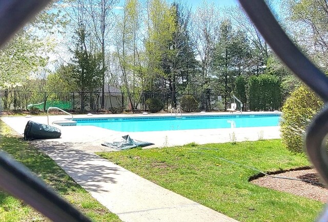 15 Iris Way Unit 27, Haverhill, MA 01830 - community pool with fence