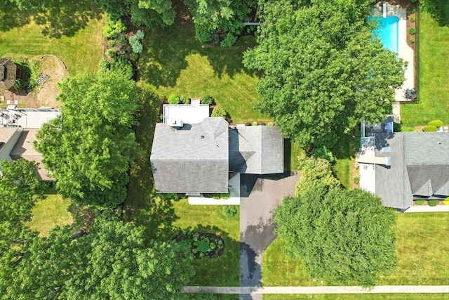 76 Wildflower Cir, Westfield, MA 01085 - drone / aerial view of a pool area