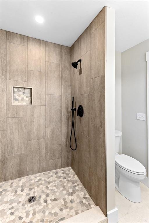 41 Kent St, Brockton, MA 02302 - full bath featuring tiled shower and recessed lighting