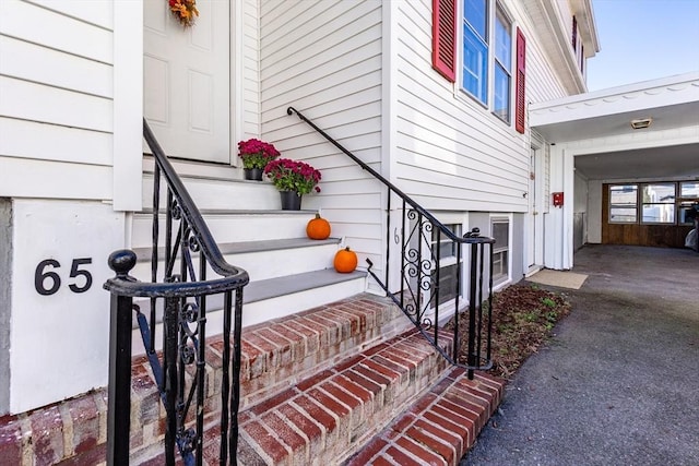 view of entrance to property