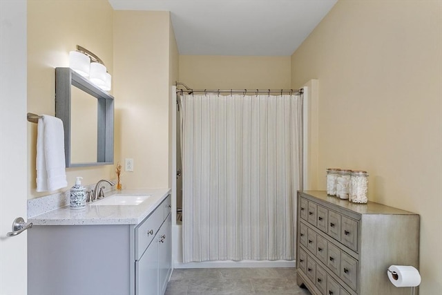 4 Harvest Dr Unit 225, North Andover, MA 01845 - bathroom featuring vanity and shower / tub combo with curtain
