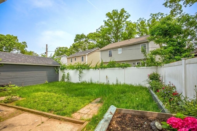 37 Border St, Springfield, MA 01104 - fenced backyard with a garden
