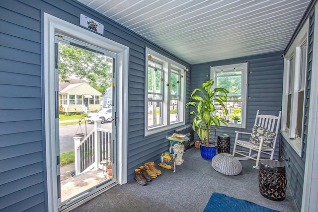 37 Border St, Springfield, MA 01104 - view of sunroom