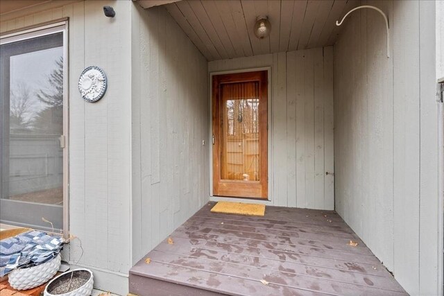 view of property entrance