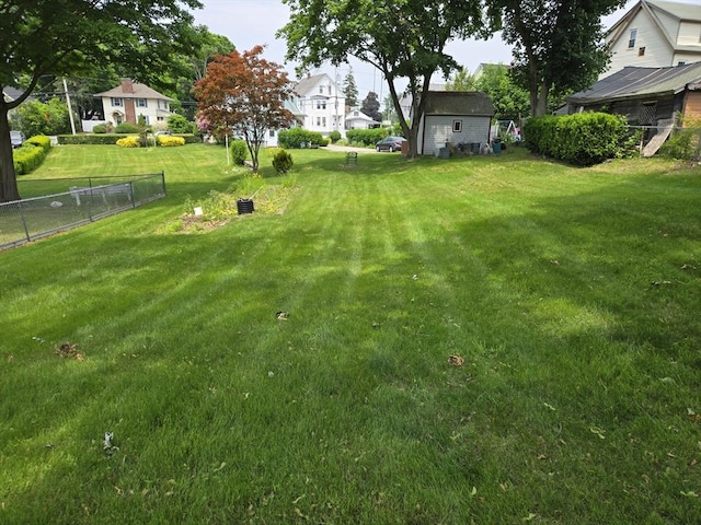 43 Jefferson St, Taunton, MA 02780 - view of yard featuring a residential view