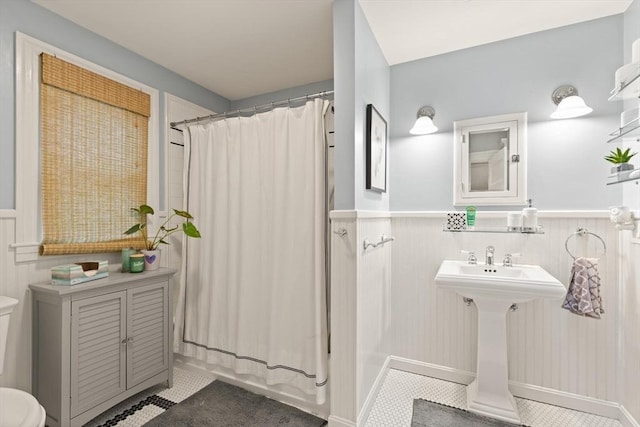 965 Greenville Ave, Smithfield, RI 02828 - full bathroom featuring wainscoting and shower / bath combination with curtain
