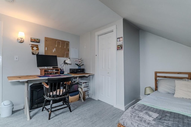 15 Ryan Rd, Northampton, MA 01062 - bedroom featuring a desk, carpet flooring, and baseboards