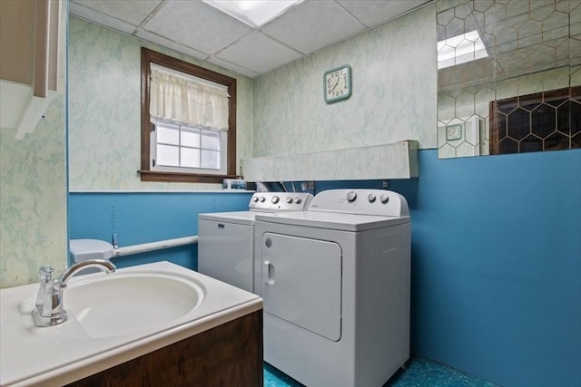479 W, West Bridgewater, MA 02379 - laundry room with independent washer and dryer