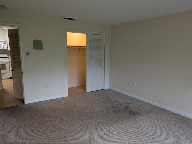 42 Old Colony Way Unit 30, Orleans, MA 02653 - unfurnished bedroom featuring carpet and a closet
