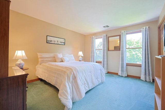 15 Amys Way, Franklin, MA 02038 - bedroom with light colored carpet and baseboards