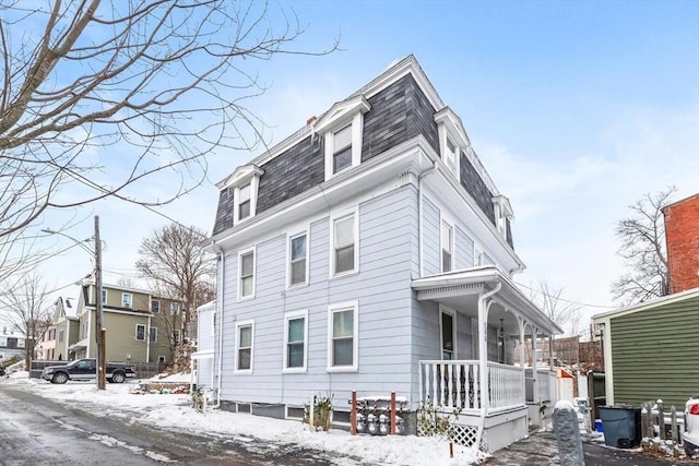 view of front of house with a porch