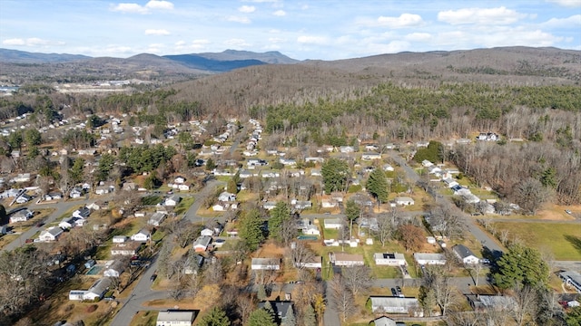 bird's eye view featuring a mountain view