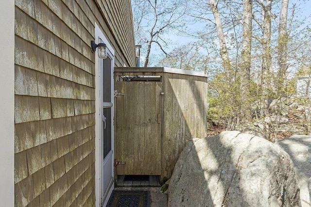 view of property exterior
