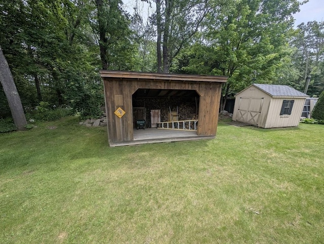 74 Ellis Rd, Southbridge, MA 01550 - view of green lawn