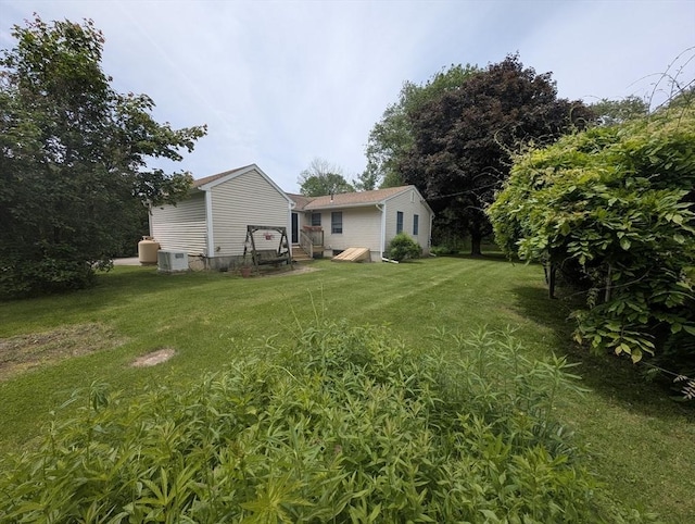 74 Ellis Rd, Southbridge, MA 01550 - view of grassy yard