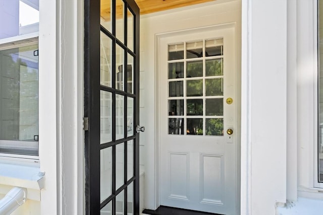 19 Arlington Rd, Dedham, MA 02026 - view of entryway