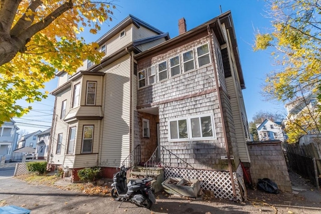 view of front of home